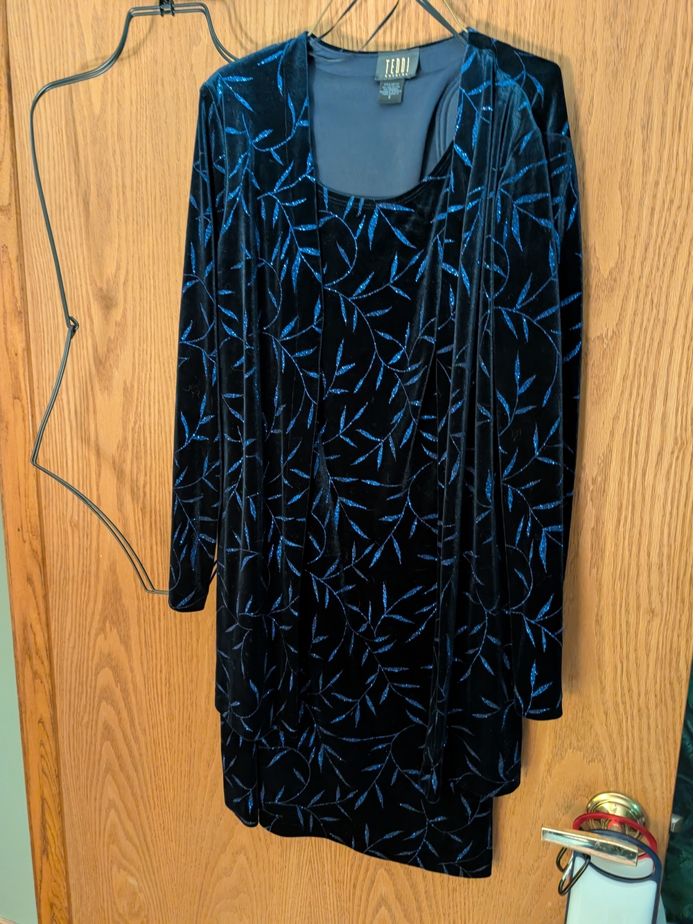 Teddi Evening Navy Velvet Jacket Dress Set